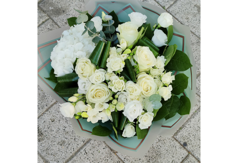 Buchet Flori Albe BHR121
