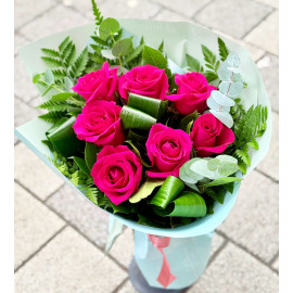 Buchet 7 Trandafiri fucsia BR2